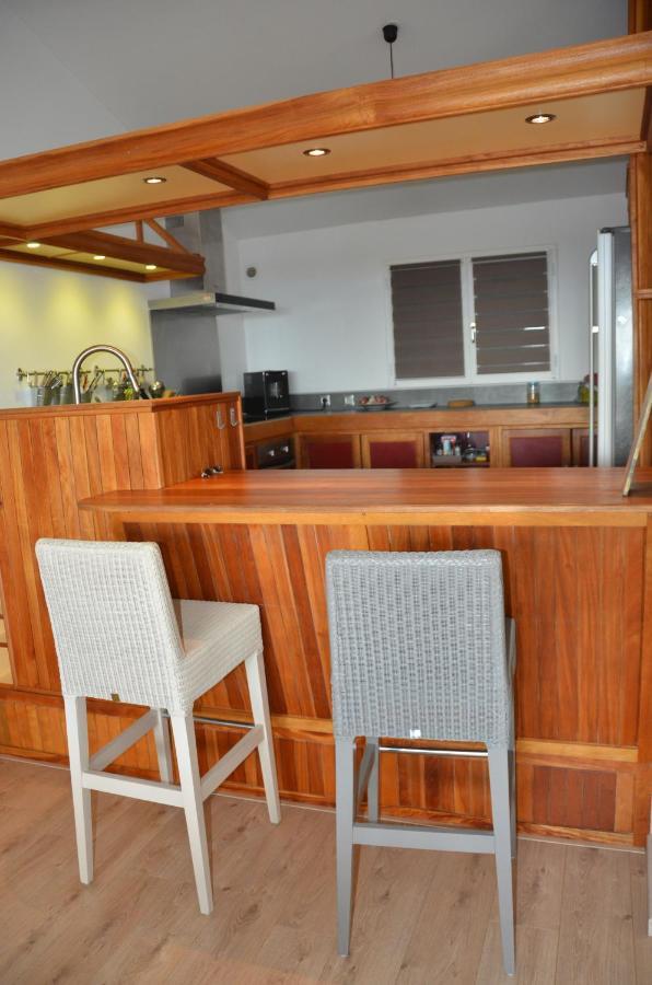 Apartament Au Claire De L'Eau Saint-Leu Zewnętrze zdjęcie